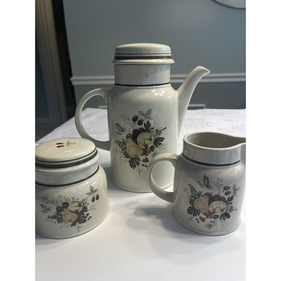 Royal Doulton Cornwall Apples Pears Coffee Pot Creamer Sugar Bowl Lid England - Picture 2 of 16